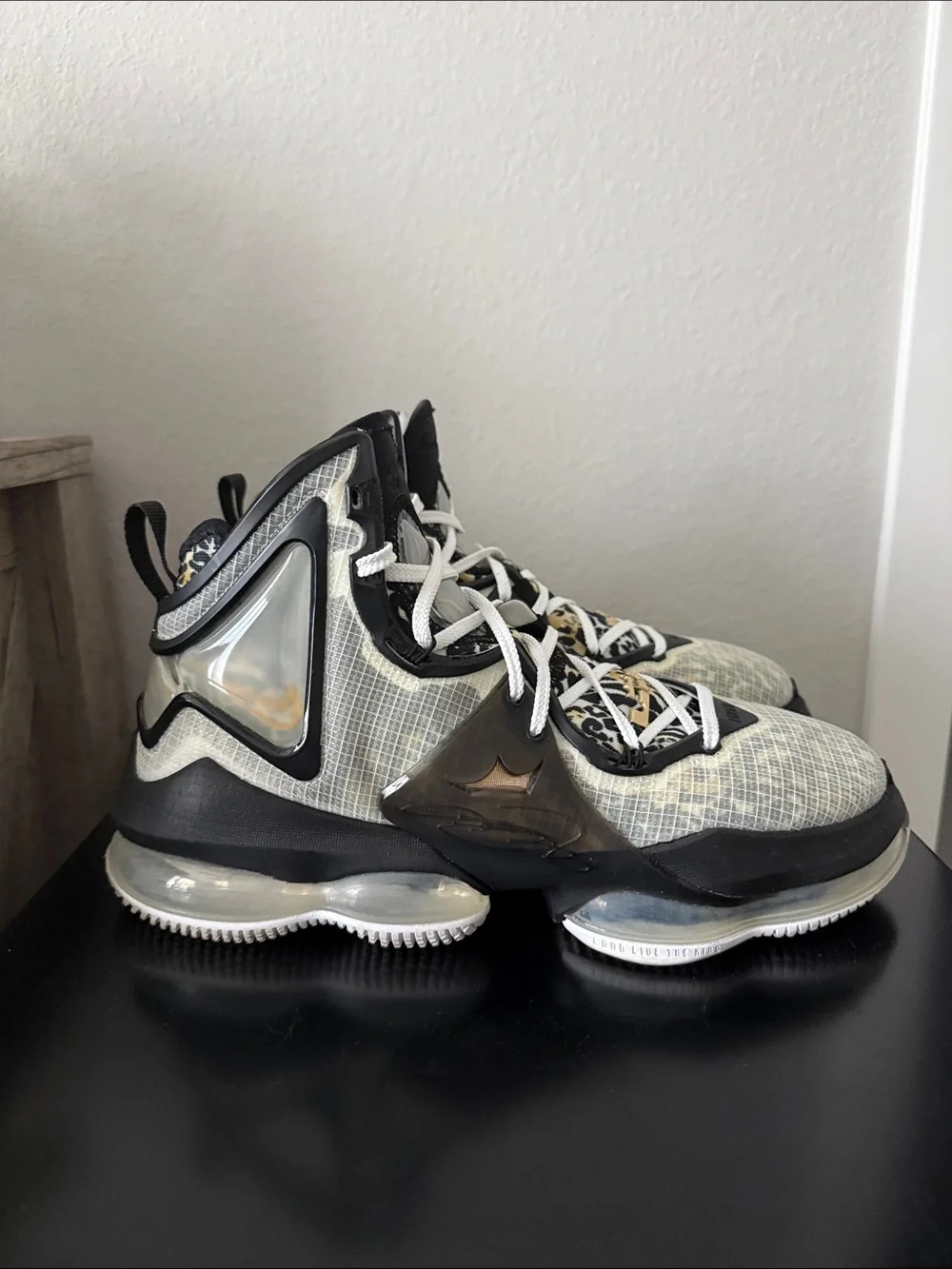 Nike LeBron 19 Royalty